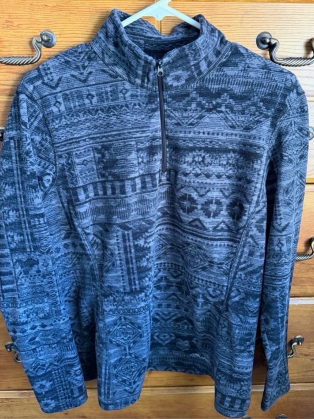 Eddie Bauer women’s Aztec Half-Zip Sweater size large